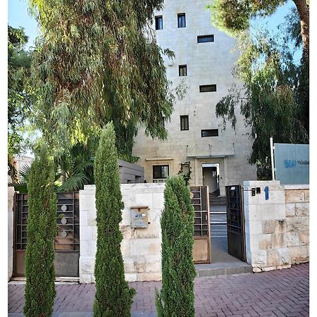عمان Weibdeh Heights Hotel Suites المظهر الخارجي الصورة